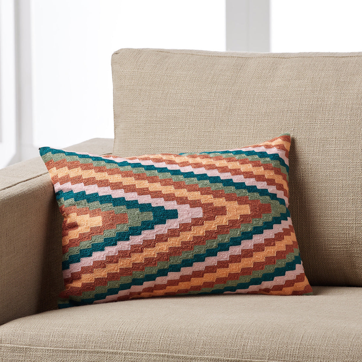Embroidered Pillowcase 30x45cm 527