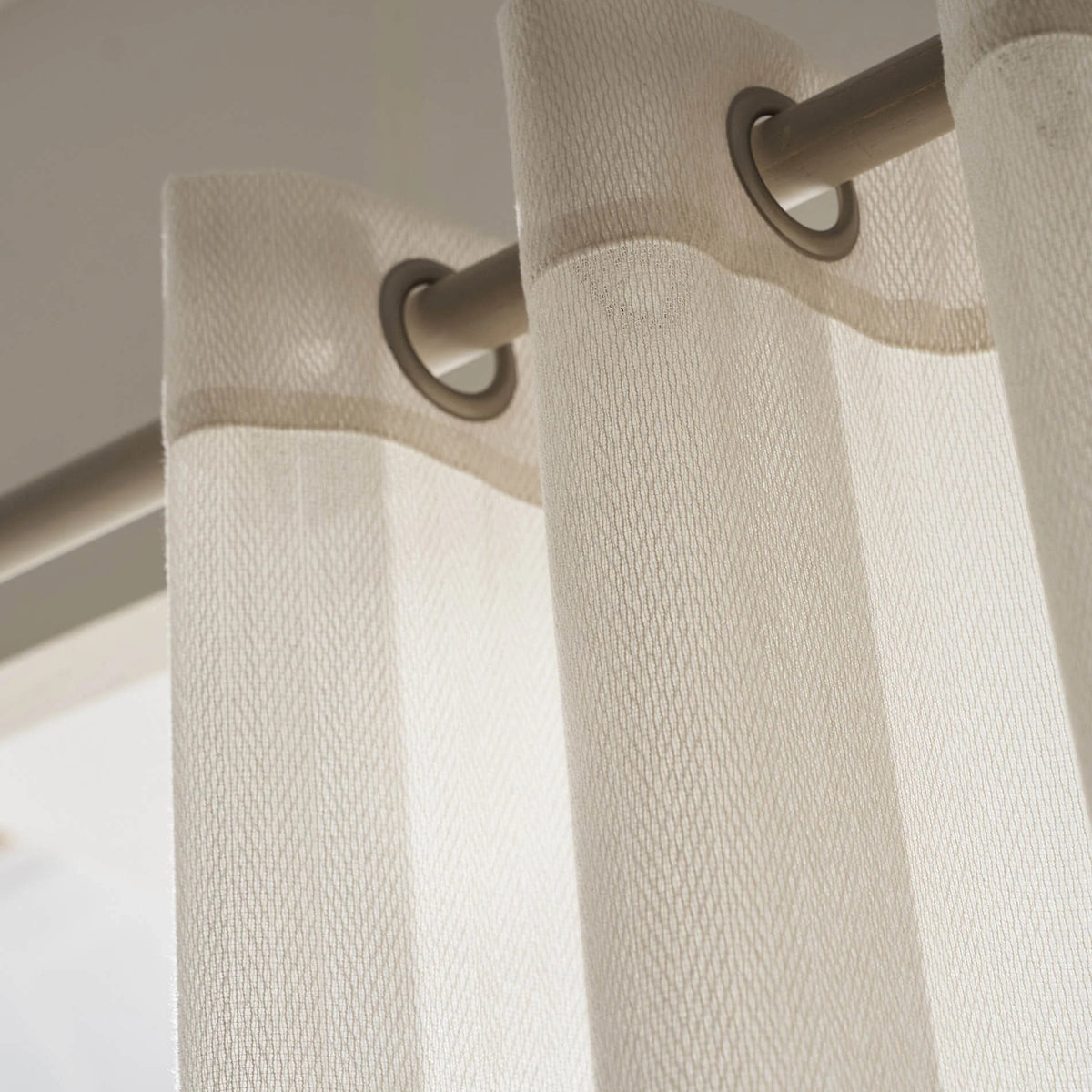 Curtain with studs Velmira Beige 509