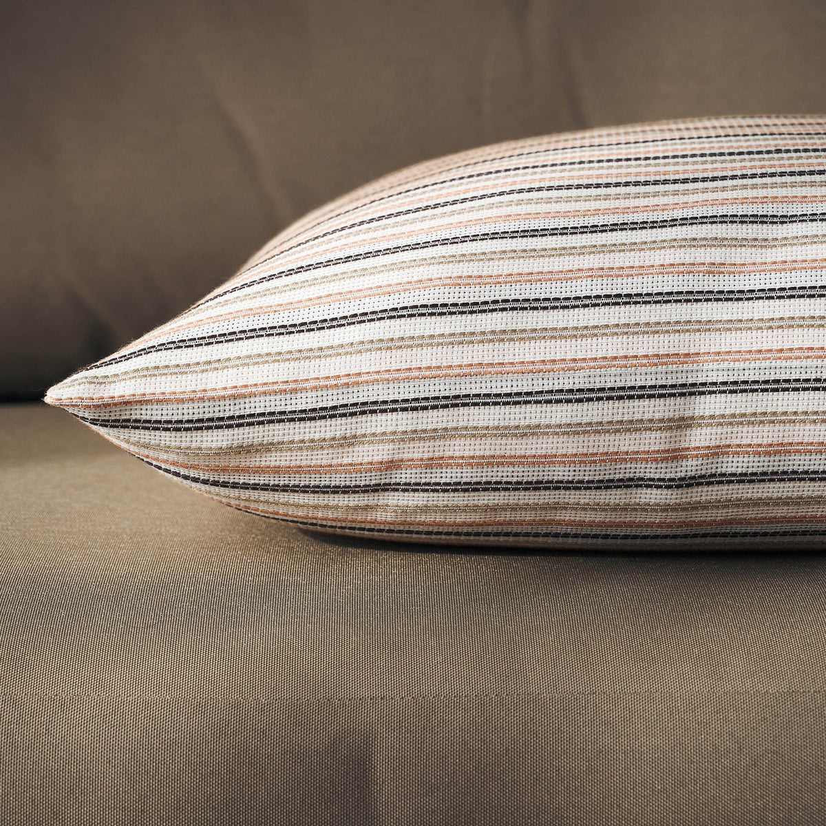 Pillowcase 50x50cm Clover Tan/Beige 334/22