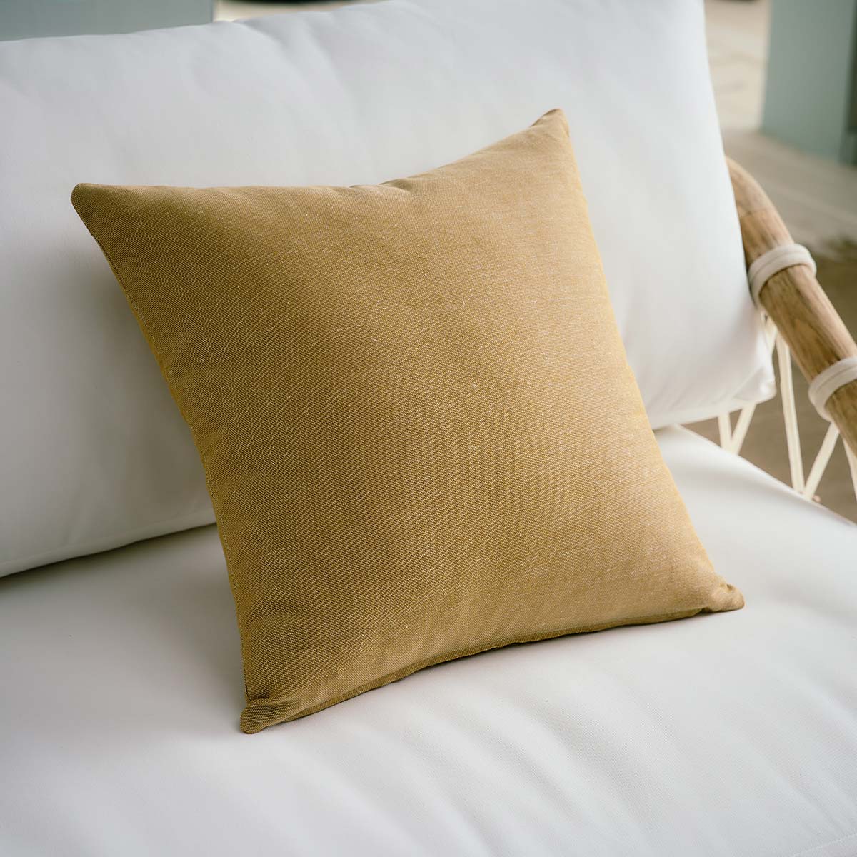 Pillowcase 43x43cm Eartha Honey Gold 372/04