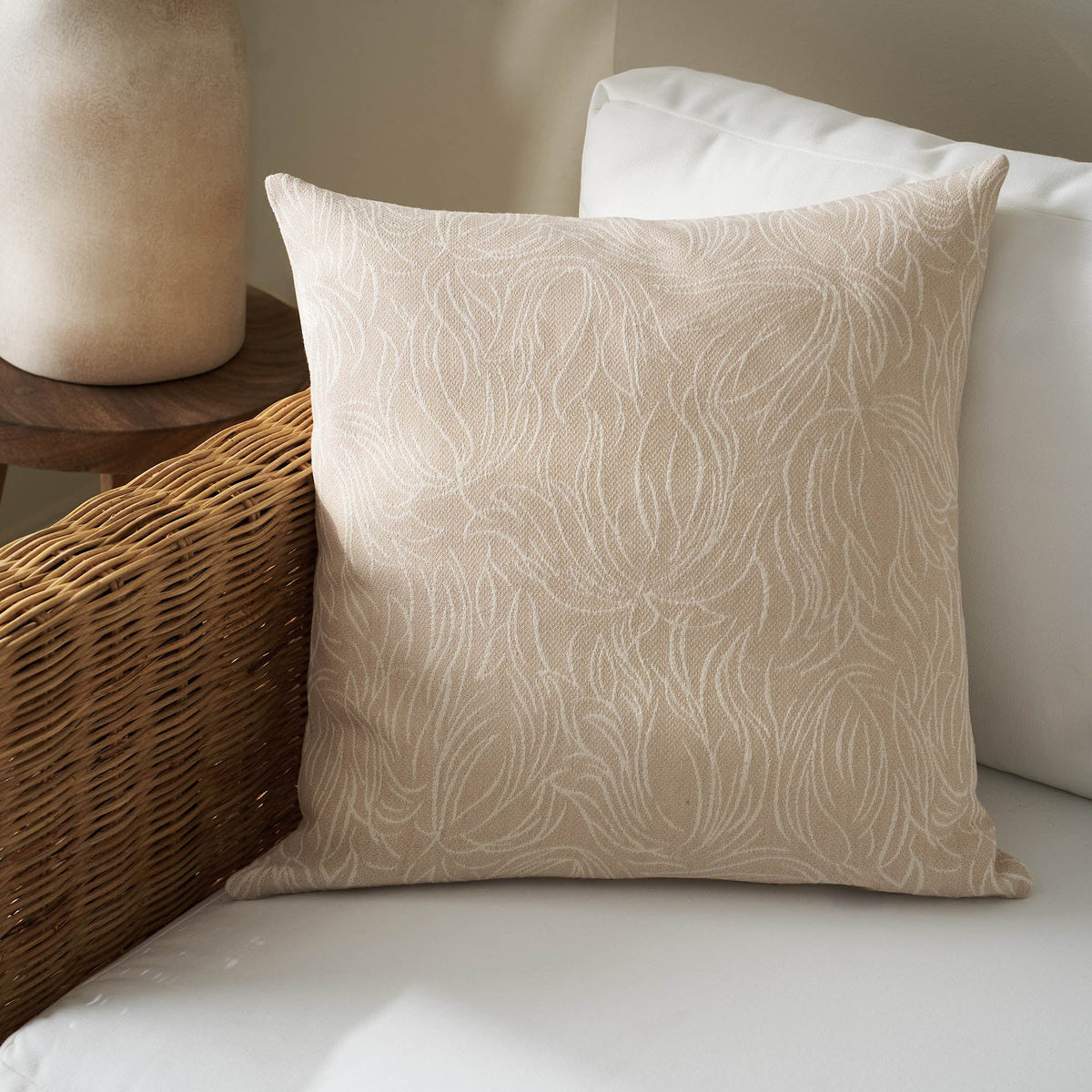 Pillowcase 50x50cm Delia Natural Ecru 563/06