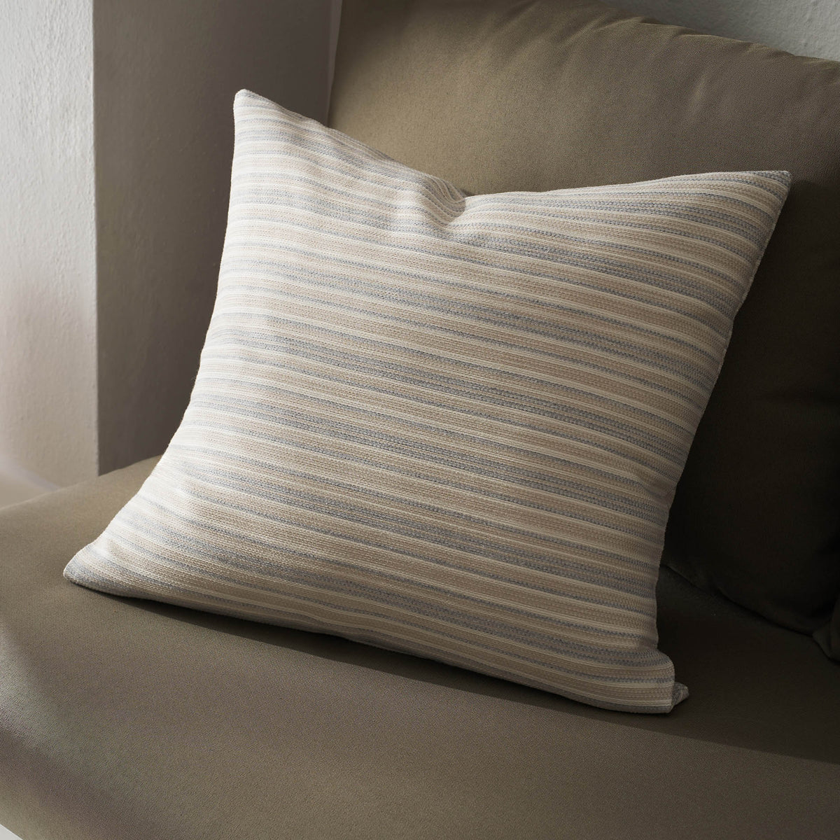 Pillowcase 50x50cm Nymeria Light Grey 574/15