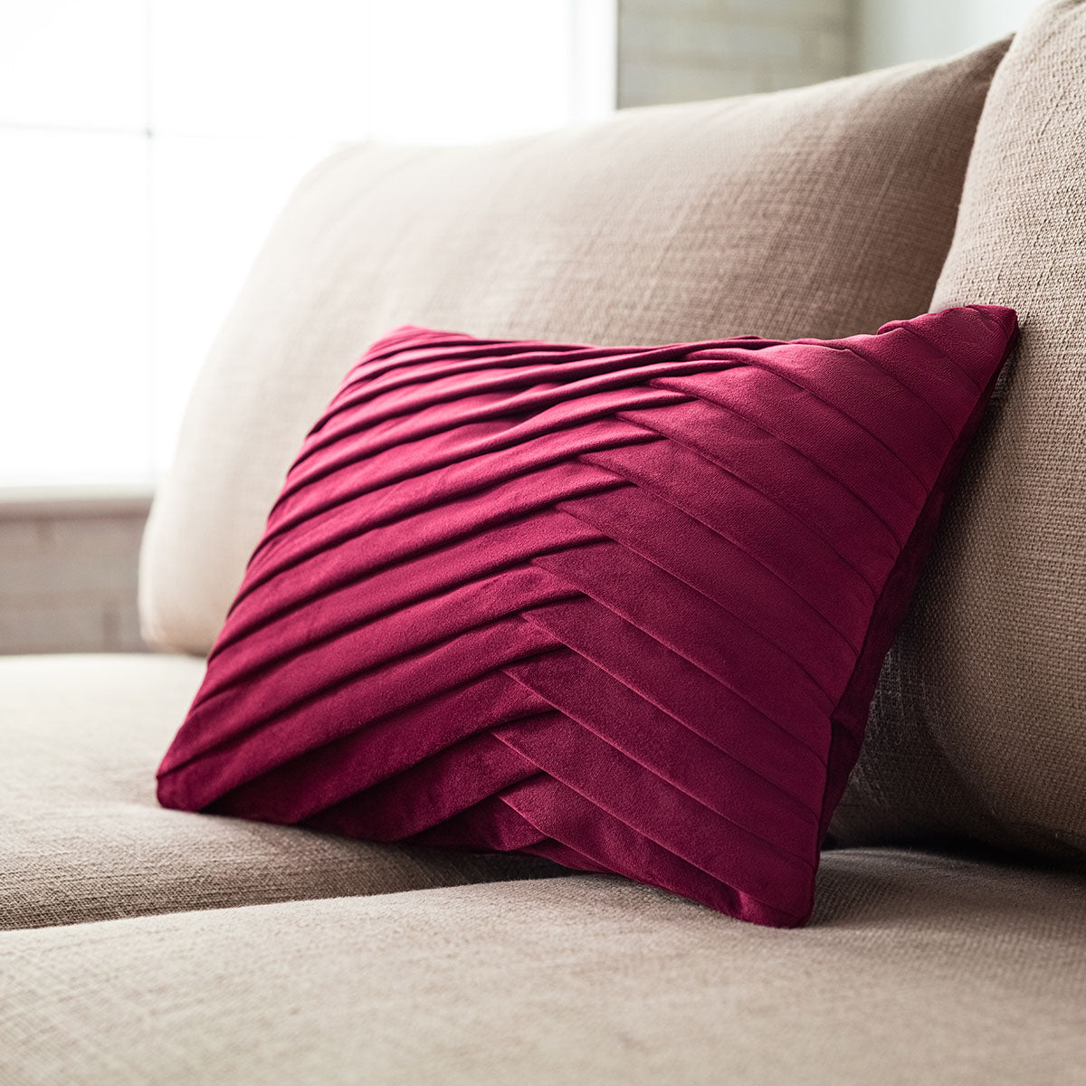 Pillowcase 30x45cm Milena Bordeaux 635