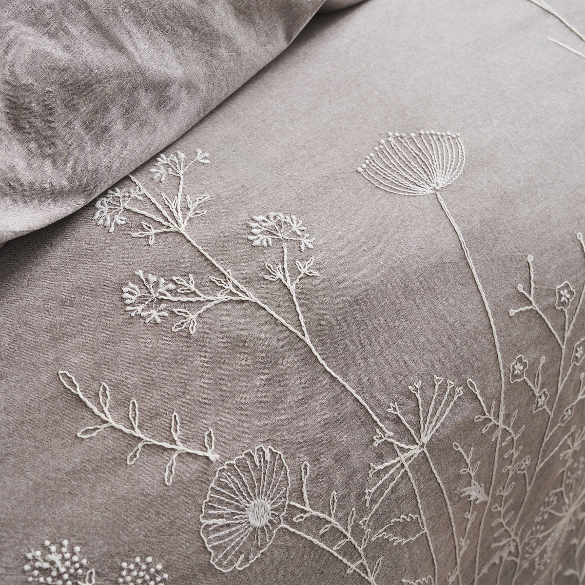Duvet Cover Set King Size with Pillowcases 230x245cm Griselda 281