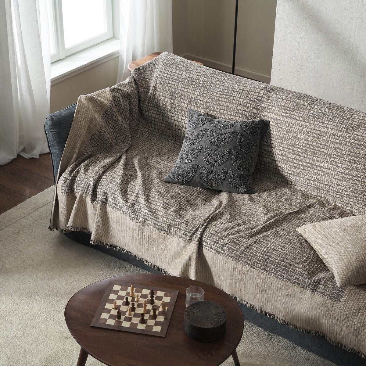 Meadow Throw Ink Grey 160/14