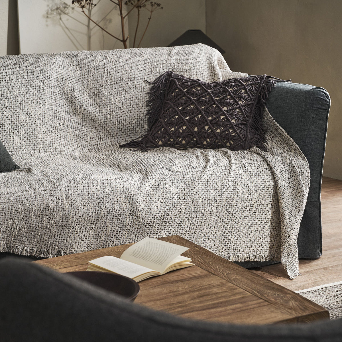 Throw Quina Beige/Black 238/14