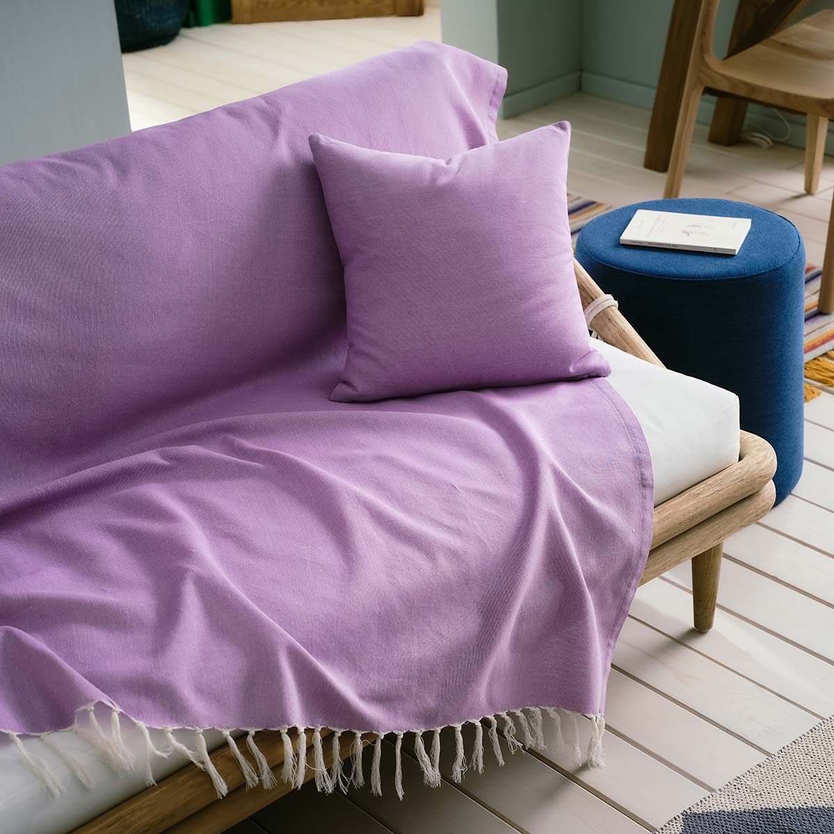 Eartha Lilac Throw 372/19