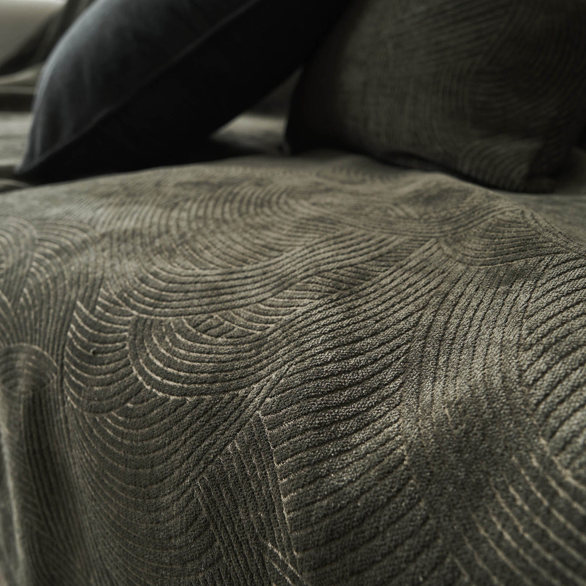 Nimbus Weed Green Throw 447/57