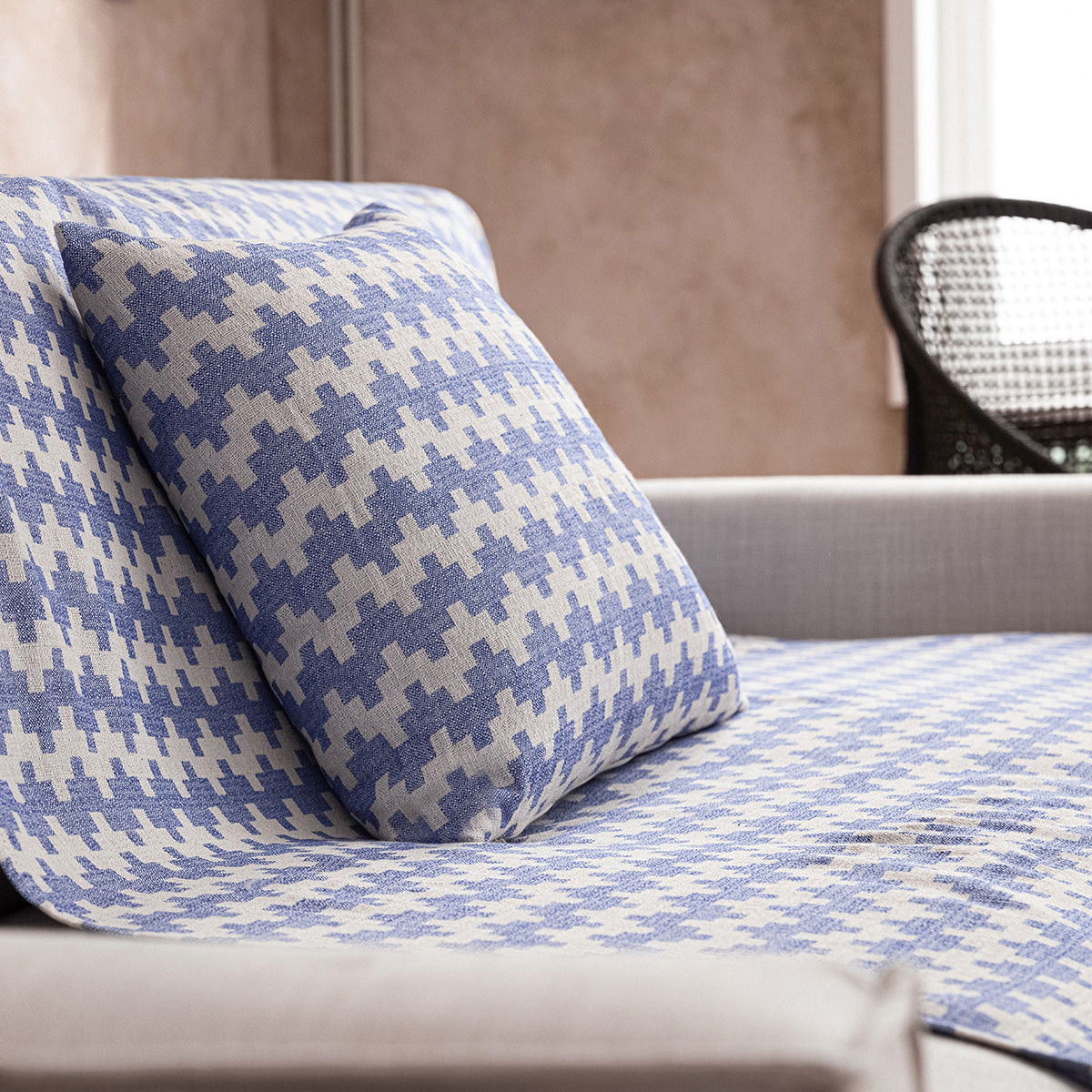 Three-seater Throw 180X310cm Summer waves Marine Blue 466/ 09