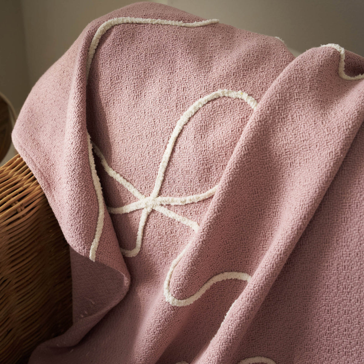 sofa throw decoration 140x180cm Elowen Magnolia Rose 505