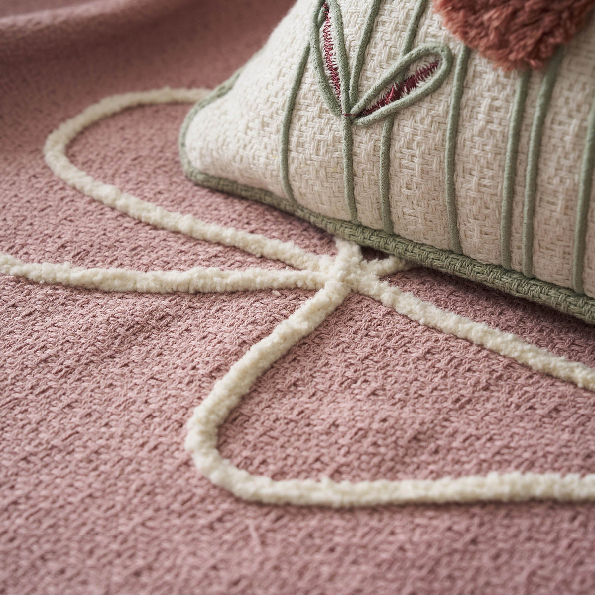 sofa throw decoration 140x180cm Elowen Magnolia Rose 505