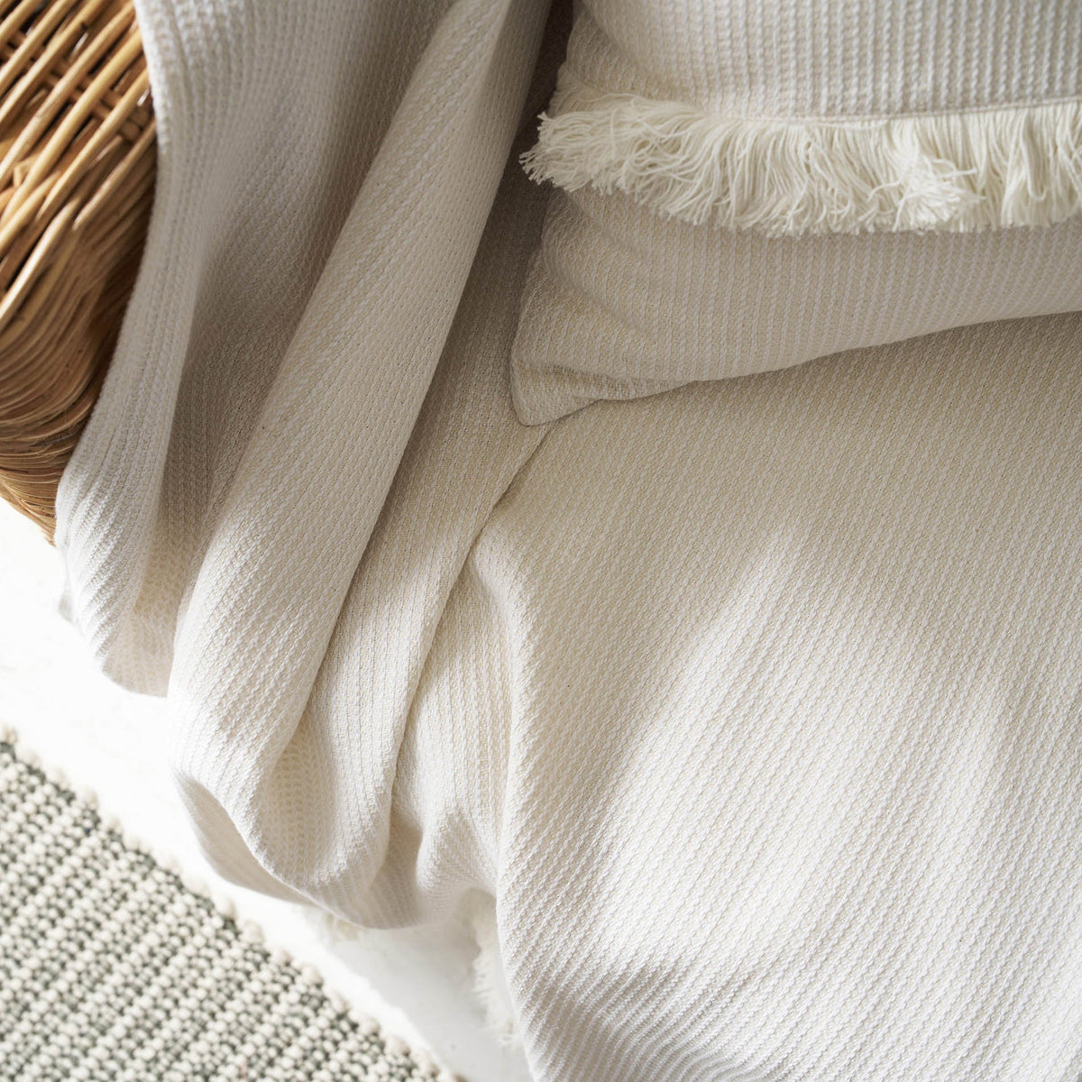 sofa throw Odessa Off White 533/05
