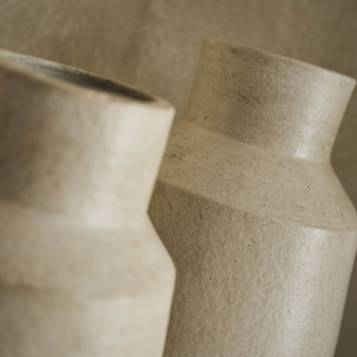 Livana Off White Clay Pot 168