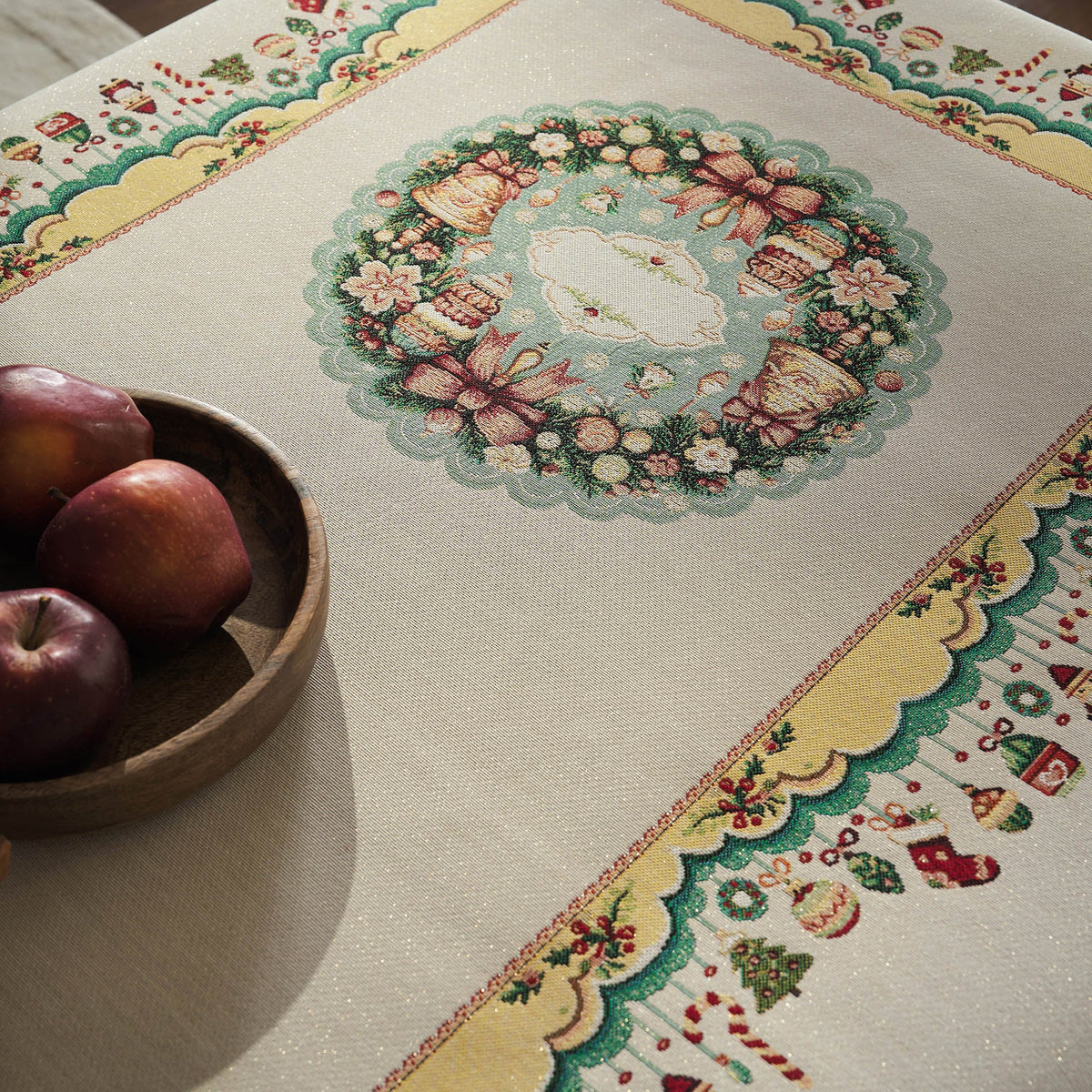Xmas Tablecloth 212