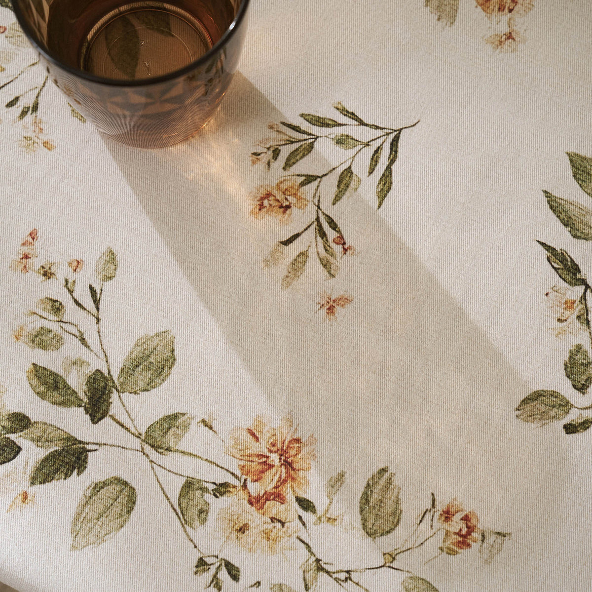 Stain-free tablecloth Octavia 417