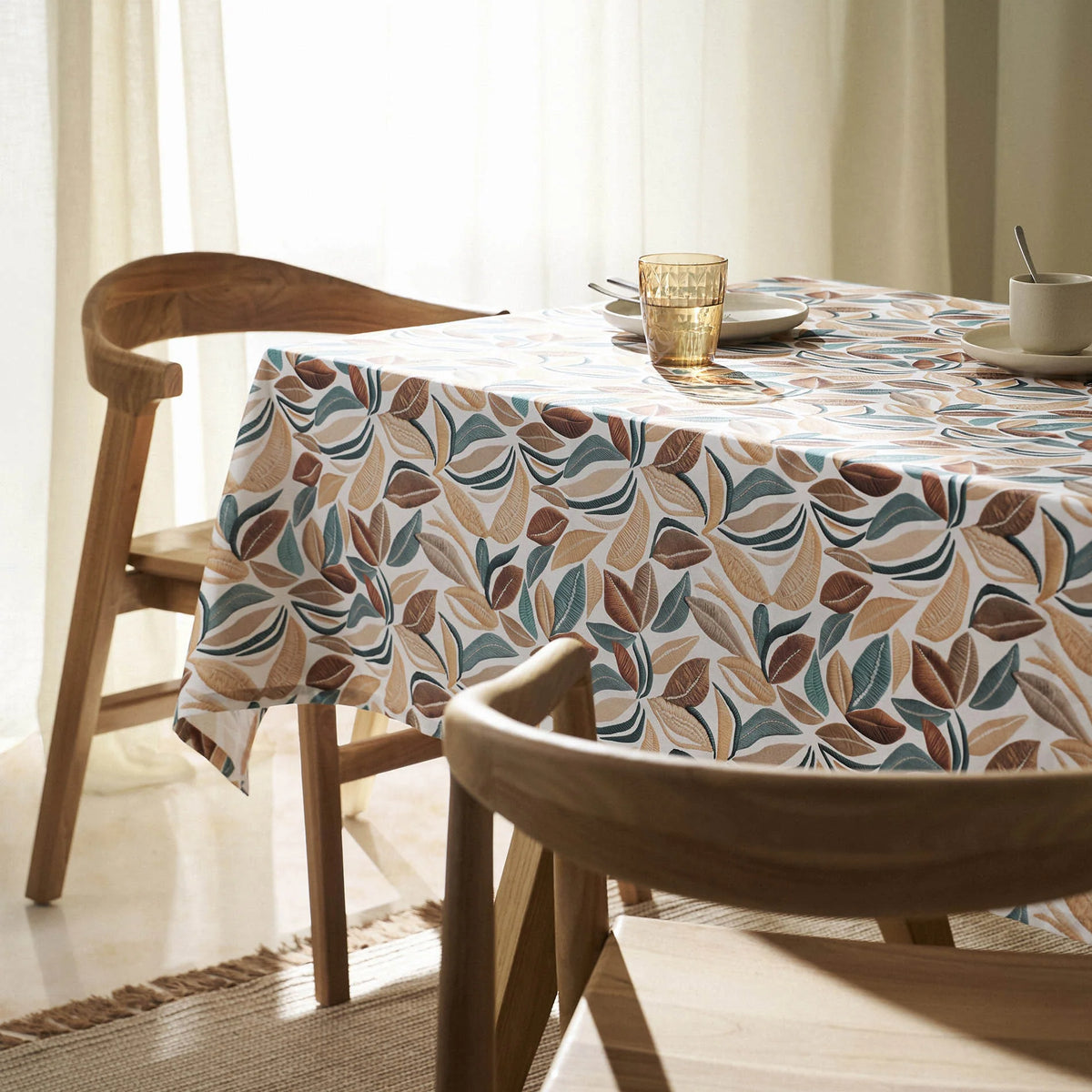 Serena 576 stain-free tablecloth