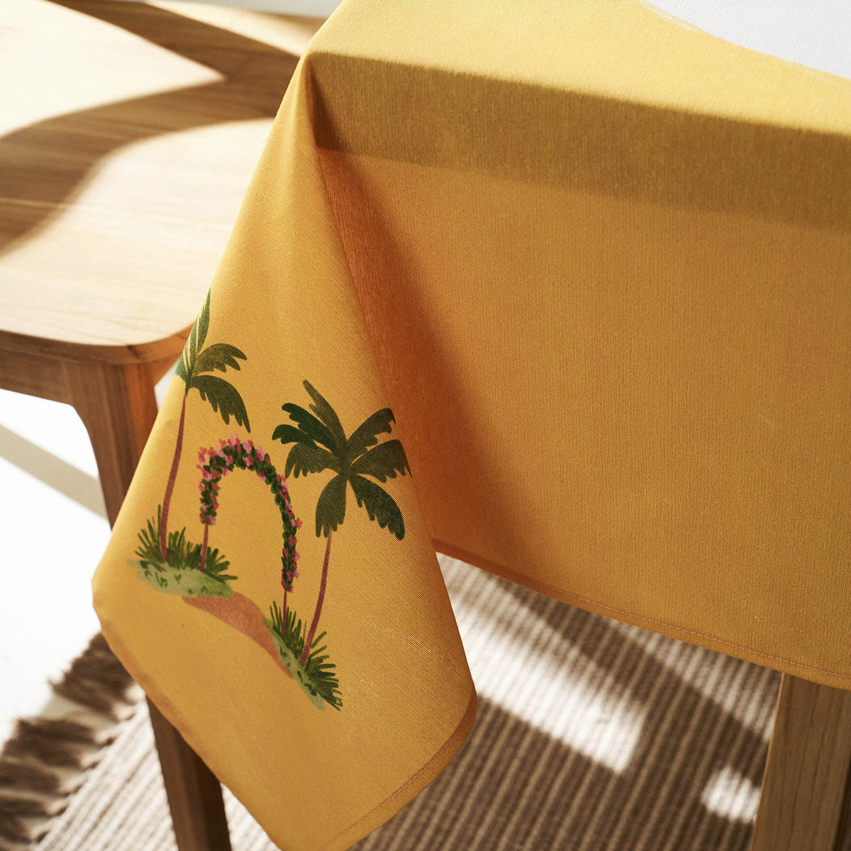 Stain-free tablecloth Zamira 384