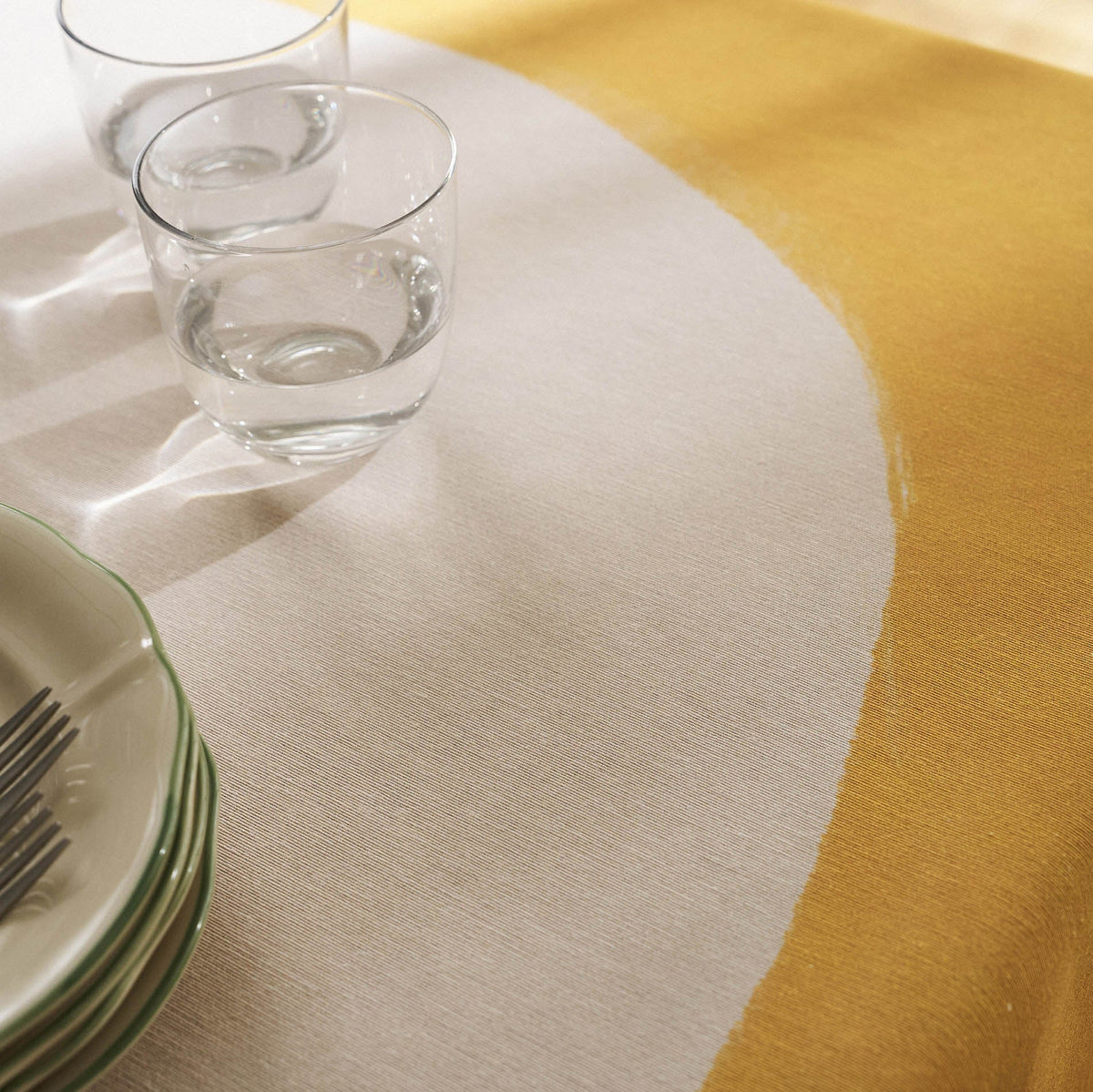 Stain-free tablecloth Zamira 384