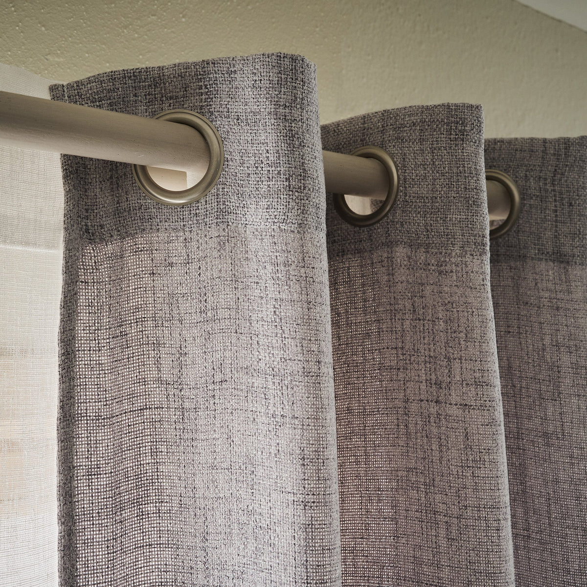 Curtain with studs 140x280cm Magna Grey 495