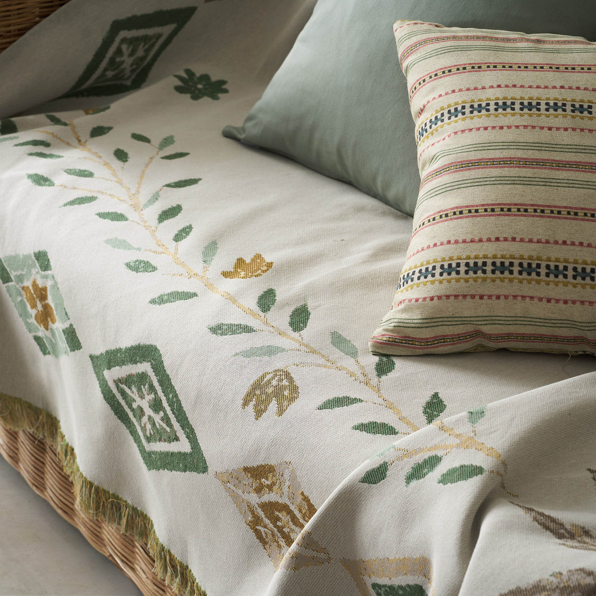 Ριχτάρι διακόσμησης 180x210cm Ishara Garden Green 573/07