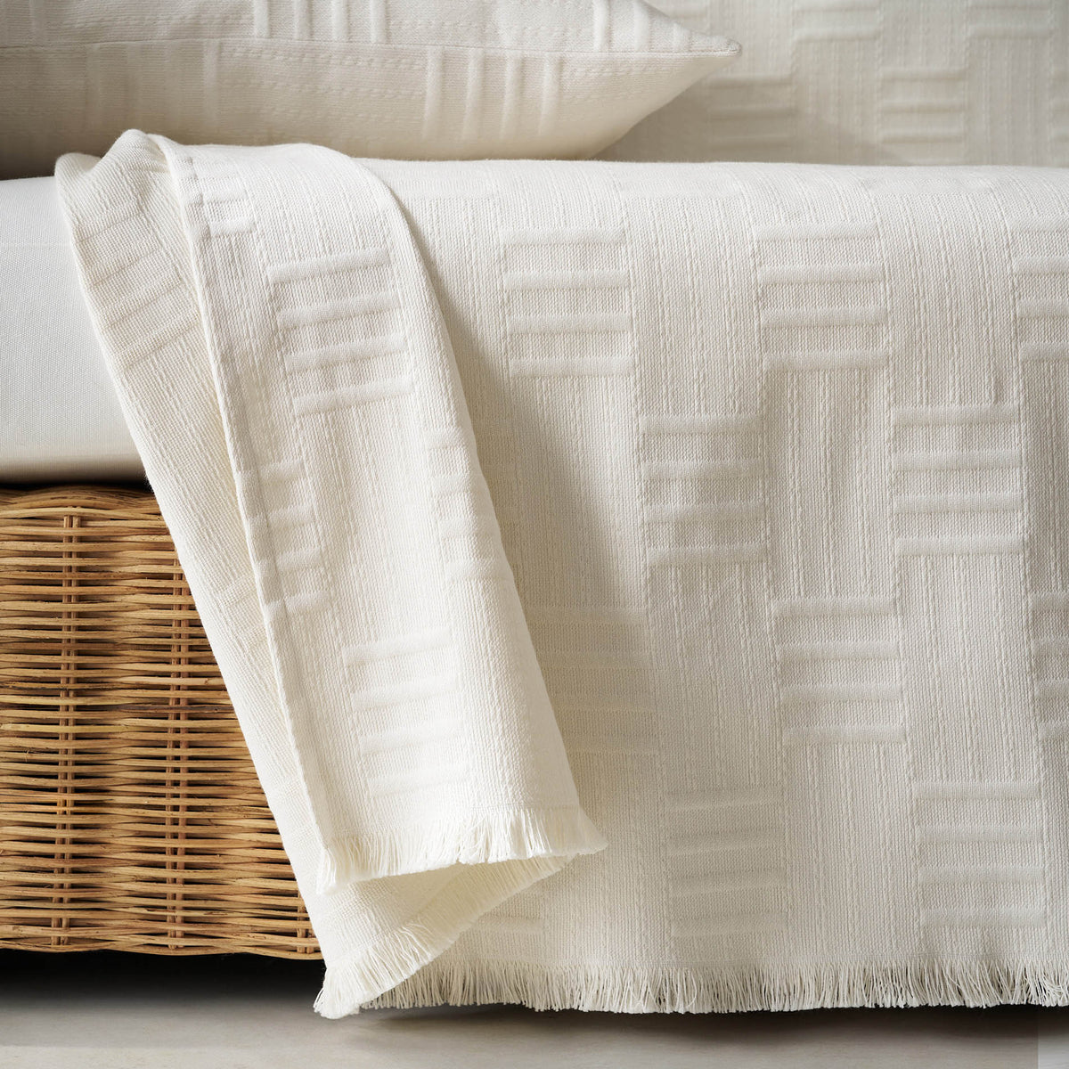 sofa throw Calyra Ivory 654/05
