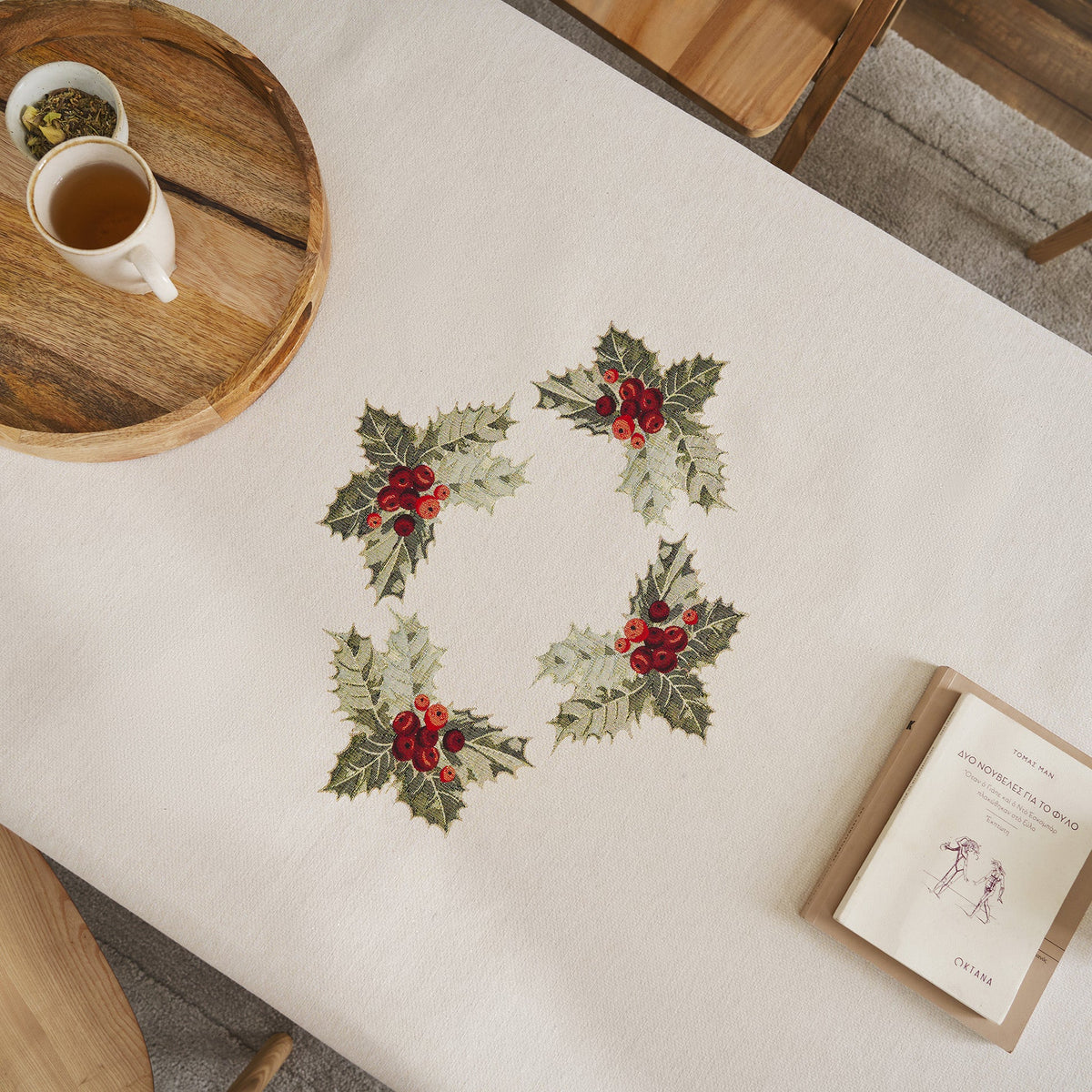 Xmas Tablecloth 457
